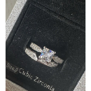 Ariella Engagement Solitaire Ring Set Cubic Zirconia Sz 9 Silver-Tone w/ Box NEW